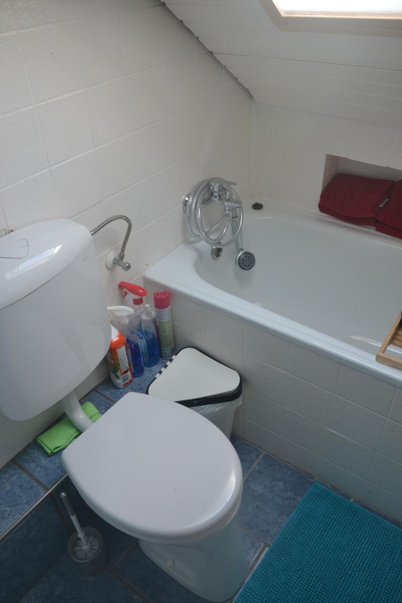 Dg-Zimmer Koln Bagian luar foto
