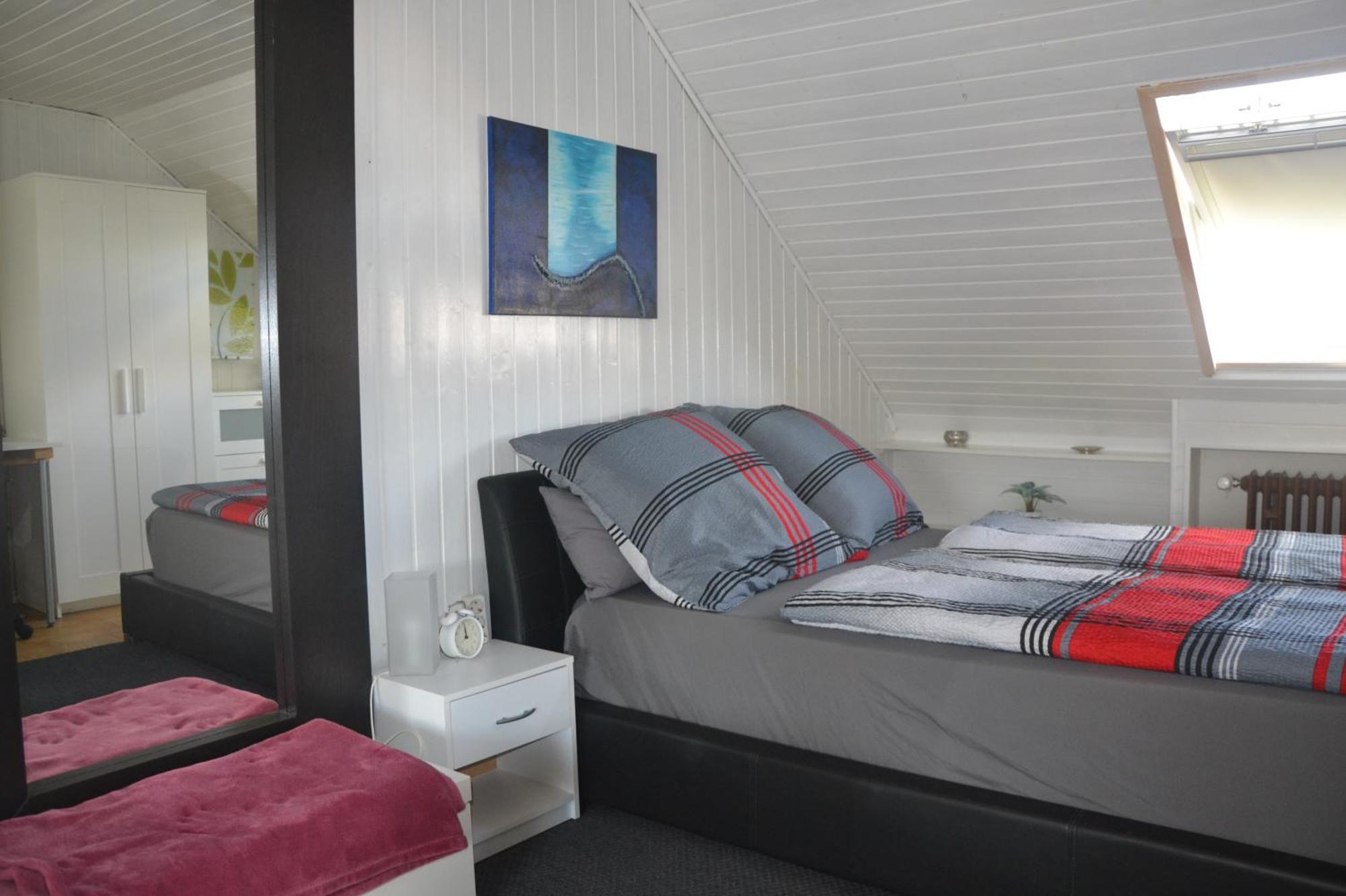 Dg-Zimmer Koln Bagian luar foto
